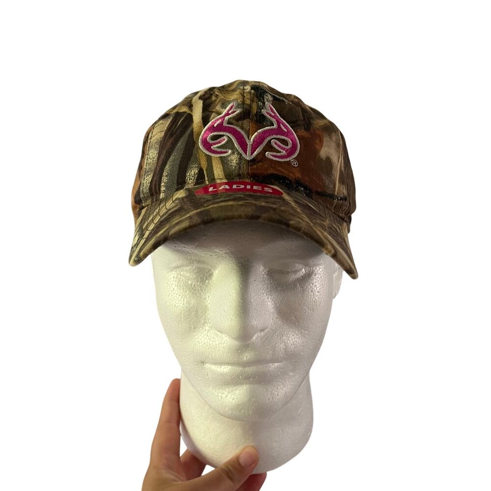 New Realtree Camoflage Pink Logo Baseball Hat OS Gorpcore